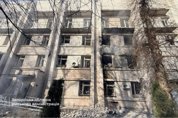 Російський обстріл Запоріжжя: Ворог вдарив по пологовому будинку (ФОТО,ВІДЕО)