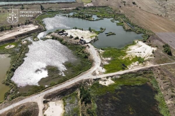 Збитки на 290 мільйонів: На Дніпропетровщині підприємець “майнив” пісок під приводом облаштування ставка