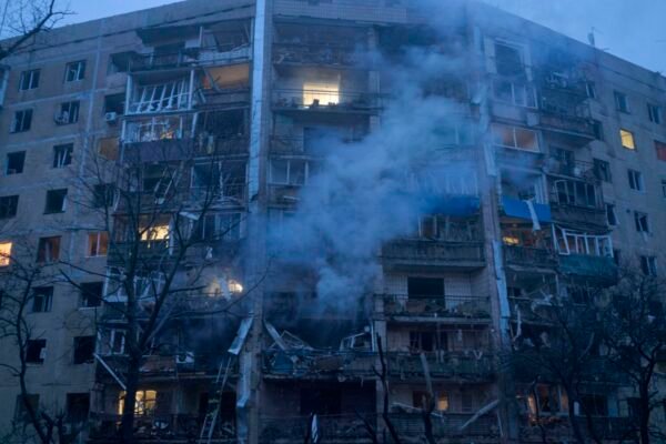 Росіяни вдарили по житловому кварталу Краматорська: Загинула жінка