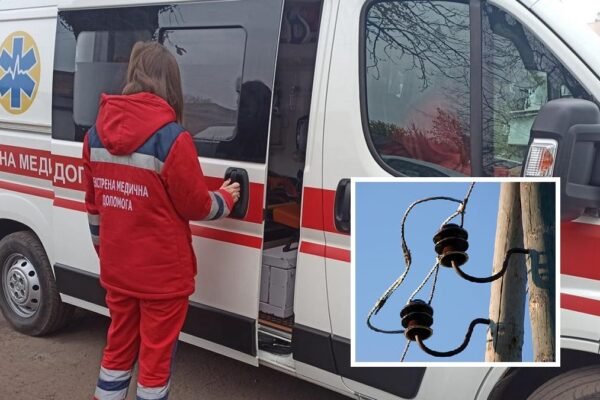 На Нікопольщині чоловік демонтував стовп і впав з нього: «Швидка» доправила до лікарні у важкому стані