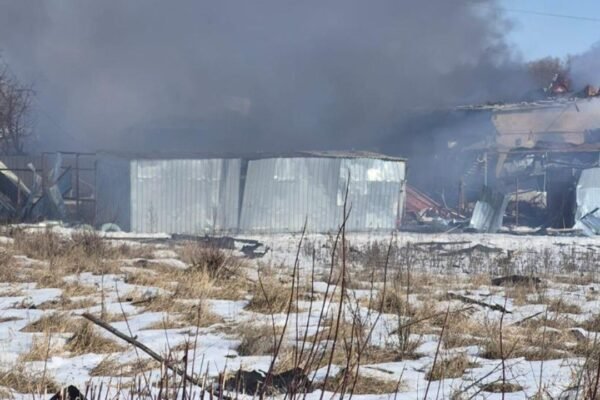 Росіяни вдарили по селу на Харківщині: Постраждали п’ятеро людей