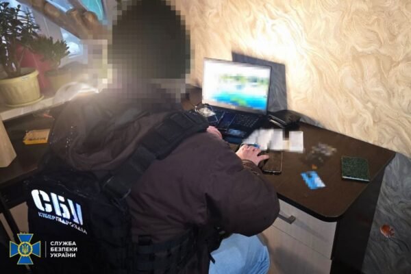 Намагався працевлаштуватисмя на оборонний завод: СБУ викрила російського агента у Запоріжжі