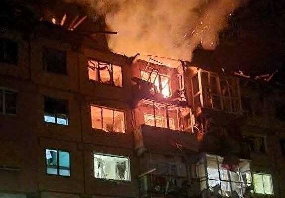 Росіяни не припиняють бити по Краматорську. Вночі атакували приватний сектор та центр міста