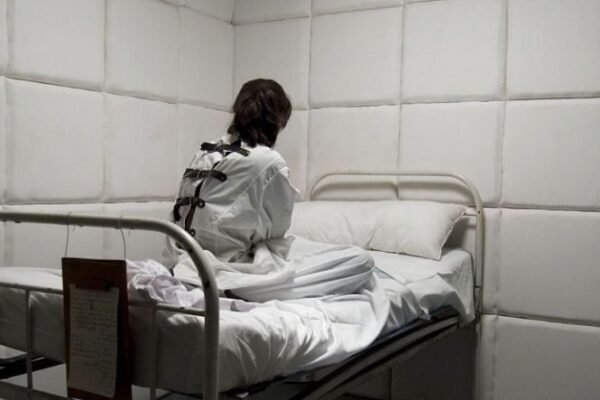 У неадекватному стані вбив двох людей: Мешканця Львівщини відправили до психлікарні