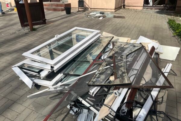 Прокуратура скерувала до суду справу про оборудки під час відновлення житла після обстрілів Дніпра