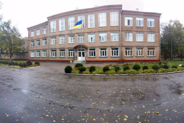 Діти з порушенням опорно‐рухового апарату залишаться без медпідтримки в ліцеї на Черкащині