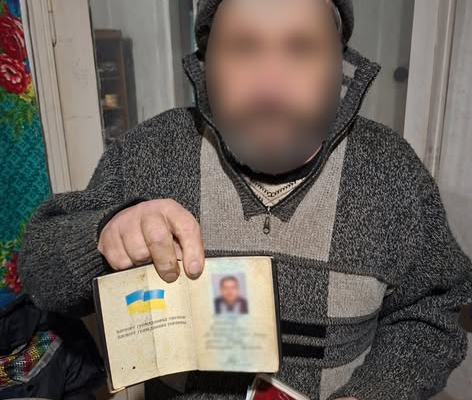 Понад десять днів у холоді: на Черкащині поліцейські врятували пенсіонера