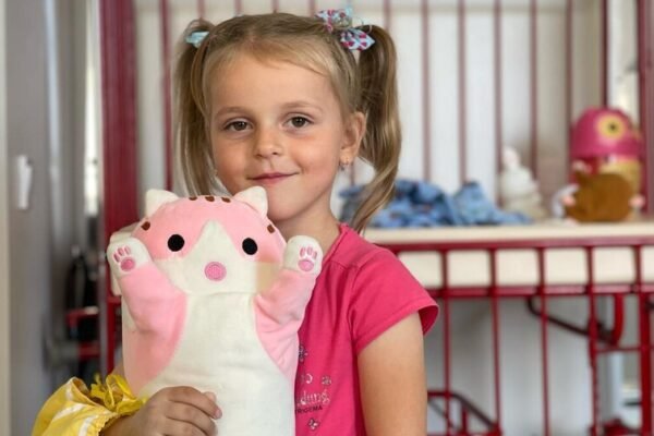 На Львівщині 4-річна дівчинка ледь не втратила руку через ангіну