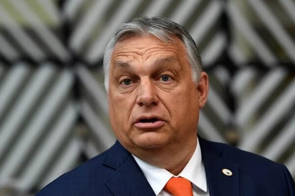 Орбан заявив, що Угорщина блокуватиме європейську допомогу Україні до відновлення постачання роснафти