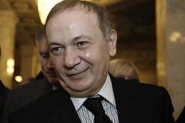 НАБУ просить Зеленського й СБУ ввести санкції проти ексрегіонала Юрія Іванющенка