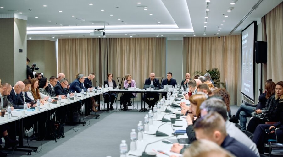 Конференція щодо фінансування БЕБ та детінізації економіки у Києві