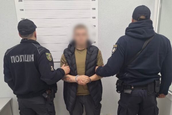 В Ужгороді затримали рецидивіста, який викрав понад 100 тис. грн з рахунку пораненого військовослужбовця