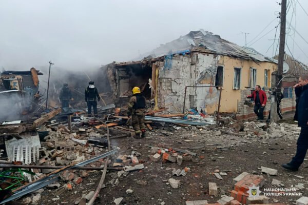 Окупанти обстріляли Чугуїв на Харківщині. Поранено чоловіка