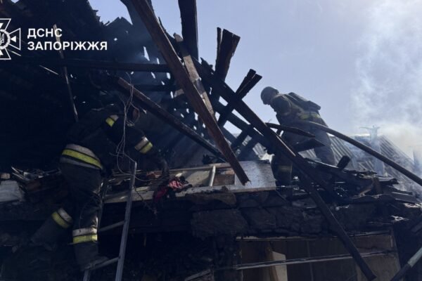 У ДСНС показали наслідки ударів по Запоріжжю, внаслідок яких загинула жінка