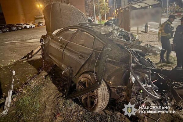 Мчав зі швидкістю 200 кілометрів на годину і ледь не вбив пасажира: У Дніпрі судитимуть водія