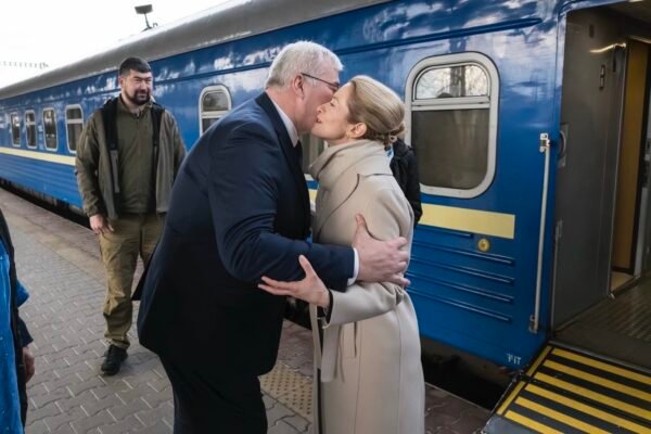 Глава дипломатії ЄС Каллас прибула до Києва у четверту річницю звільнення Бучі