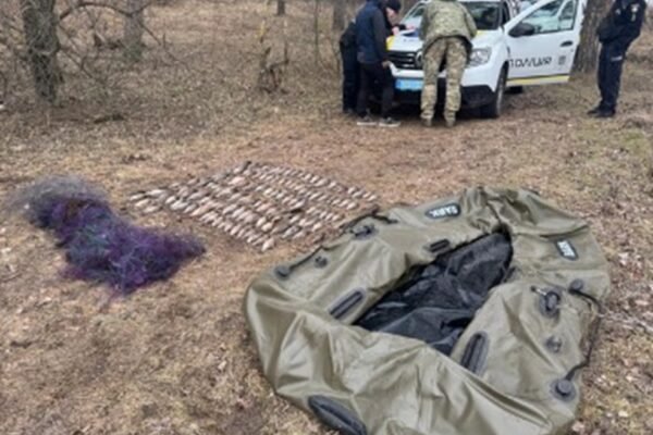 Сазани, щуки й карасі: На Дніпропетровщині упімали браконьєрів з уловом на 300 тисяч гривень