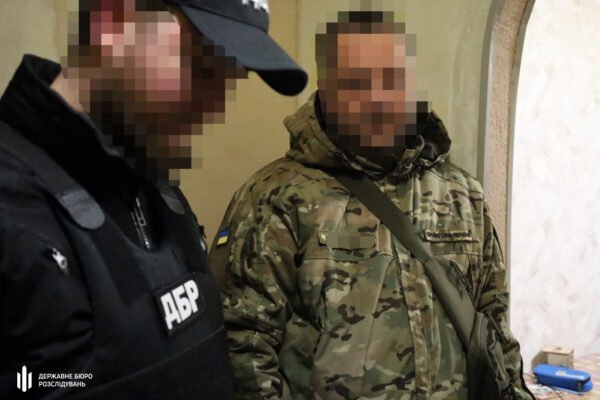 Керівник фінслужби бойової бригади на Запоріжжі привласнив майже 10 млн грн бойових виплат, – ДБР