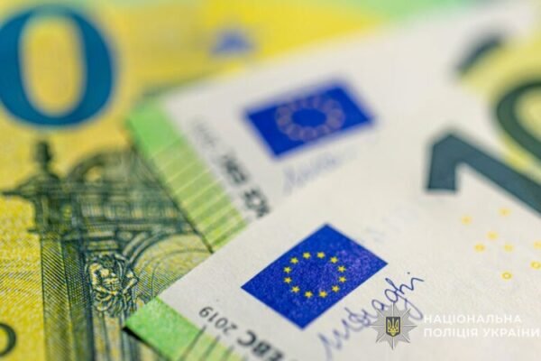 Пропонував 500 євро, щоб не мобілізували товариша: На Тернопільщині 26-річний чоловік намагався підкупити поліцейських