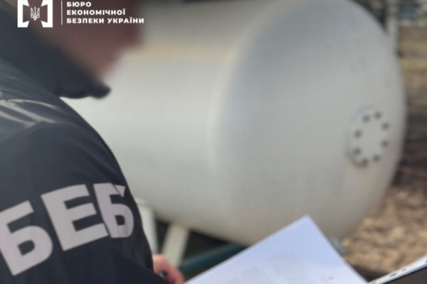 БЕБ перевірило на Львівщині 94 заправки: Понад 50 з них виявилися нелегальними