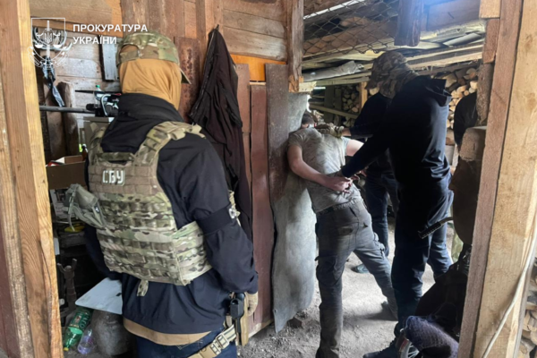 Коригувальник з Житомирщини, що зливав РФ координати військового летовища, отримав 15 років тюрми