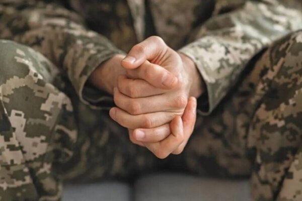 На Львівщині до 7,5 років засудили солдата, який під час п’яної бійки до смерті побив товариша по службі