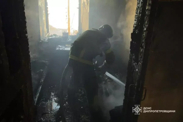 На Нікопольщині жінка загинула у власному будинку під час пожежі