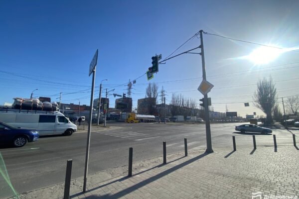 У Дніпрі на аварійному перехресті на лівому березі змінили організацію дорожнього руху