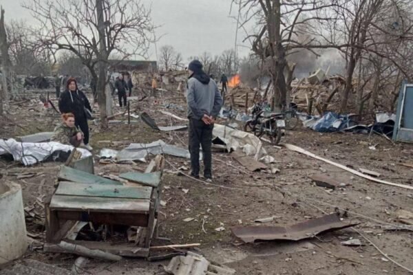 Загинули двоє людей і зруйновані 10 будинків: Агресор вдарив по громаді на Дніпропетровщині