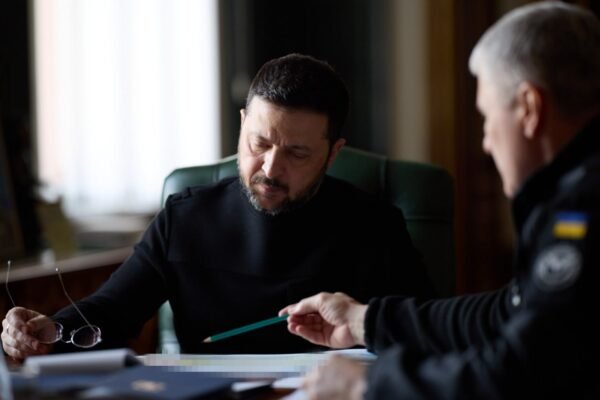 Росіяни планують розгорнути у Білорусі 4 станції управління безпілотниками дальньої дії: Зеленський заслухав доповідь керівника ГУР