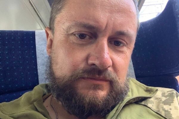 Ірпінь попрощається з морпіхом Тарасом Хижком, який загинув на Донеччині