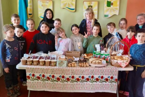 У Бучанському районі провели благодійний ярмарок: Зібрали понад 34 тисячі гривень для військових