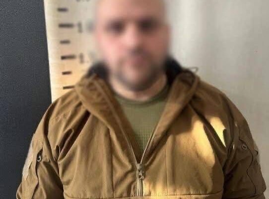 Військовий ошукав жінку, обіцяючи її чоловіку «службу в тилу» 