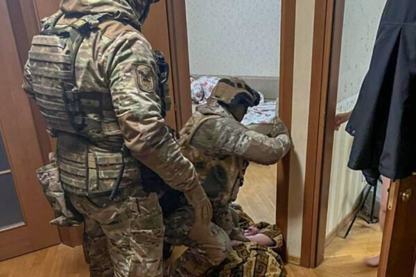 6,5 млн гривень на фіктивних угодах: у Києві поліція  викрила масштабну схему незаконної перереєстрації авто