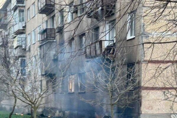 Внаслідок обстрілів Дніпропетровщини 31 березня постраждали три райони