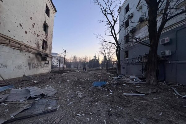 Ворог скинув чотири бомби на Краматорськ. Під атакою центр міста та житлова забудова