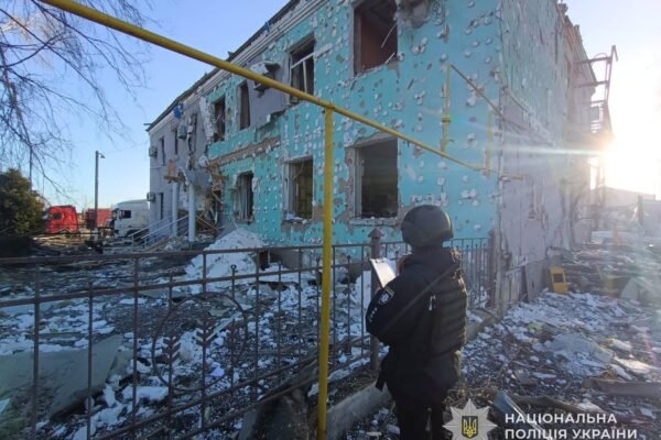 Ворог атакував Сумщину КАБами та дронами. Пошкоджено пошту, є поранені