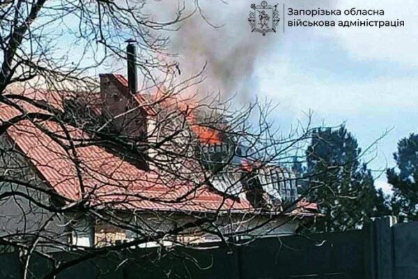 Внаслідок масованої атаки на Запоріжжі є загибла, – ОВА