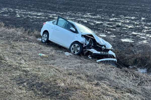 У ранковій автотрощі на Черкащині загинув один чоловік, ще двоє госпіталізовані