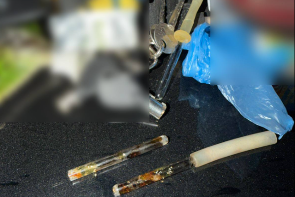 На Черкащині у двох водіїв, які порушували ПДР і комендантську годину виявили підозрілі речовини