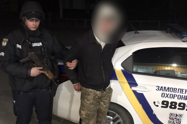 У Звенигородці підліток намагався пограбувати кіоск, але був затриманий