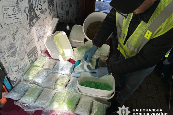8 мільйонів доз мефедрону: на Черкащині судитимуть двох наркобаронів, які збували психотропи по всій Україні