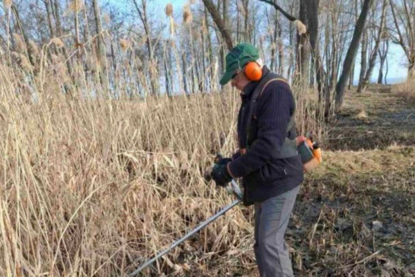 Весняне прибирання у Черкасах: містянам безкоштовно вивезуть сміття