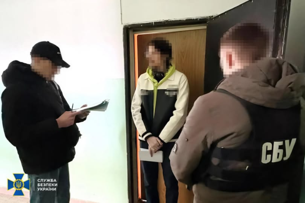 У Черкасах затримала юнака з Донецька, який закликав обстрілювати українські енергетичні об’єкти