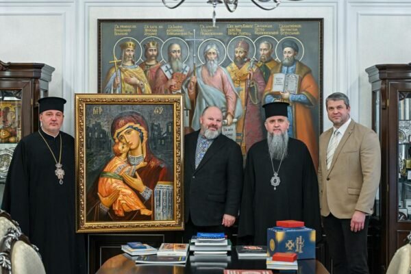 Митрополит Епіфаній посилює роль церкви, підтримуючи українську культуру та мистецтво