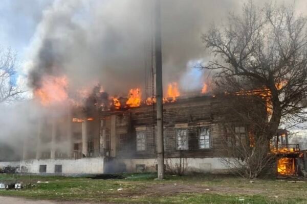 Росіяни під час обстрілу Харківщини знищили садибу Донців-Захаржевських