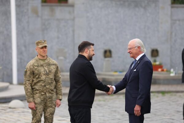 До Львова з офіційним візитом прибув Король Швеції Карл XVI Густав (ФОТО)