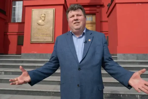 МОН звільнив ректора КНУ Бугрова