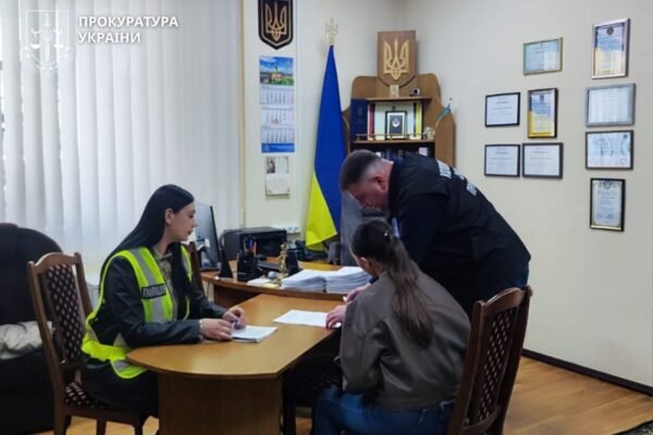 Привласнила майже 136 тис. грн кредитних грошей клієнтів: На Прикарпатті викрили експрацівницю банку