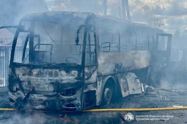 У ДніпроОВА показали кадри наслідків атаки БпЛА на місто: Кількість постраждалих зросла (ФОТО)